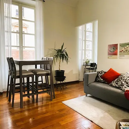 La Casa Di Ringhiera - Silenzioso Di Charme Con Balcone Nel Quadrilatero Apartment