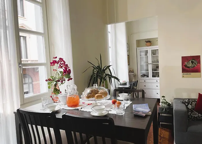 La Casa Di Ringhiera - Silenzioso Di Charme Con Balcone Nel Quadrilatero Apartmán *