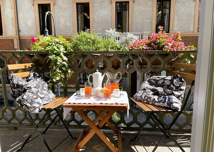 La Casa Di Ringhiera - Silenzioso Di Charme Con Balcone Nel Quadrilatero